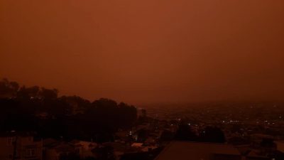 Dark orange skies above San Francisco, at 10am on Sept. 9 2020
